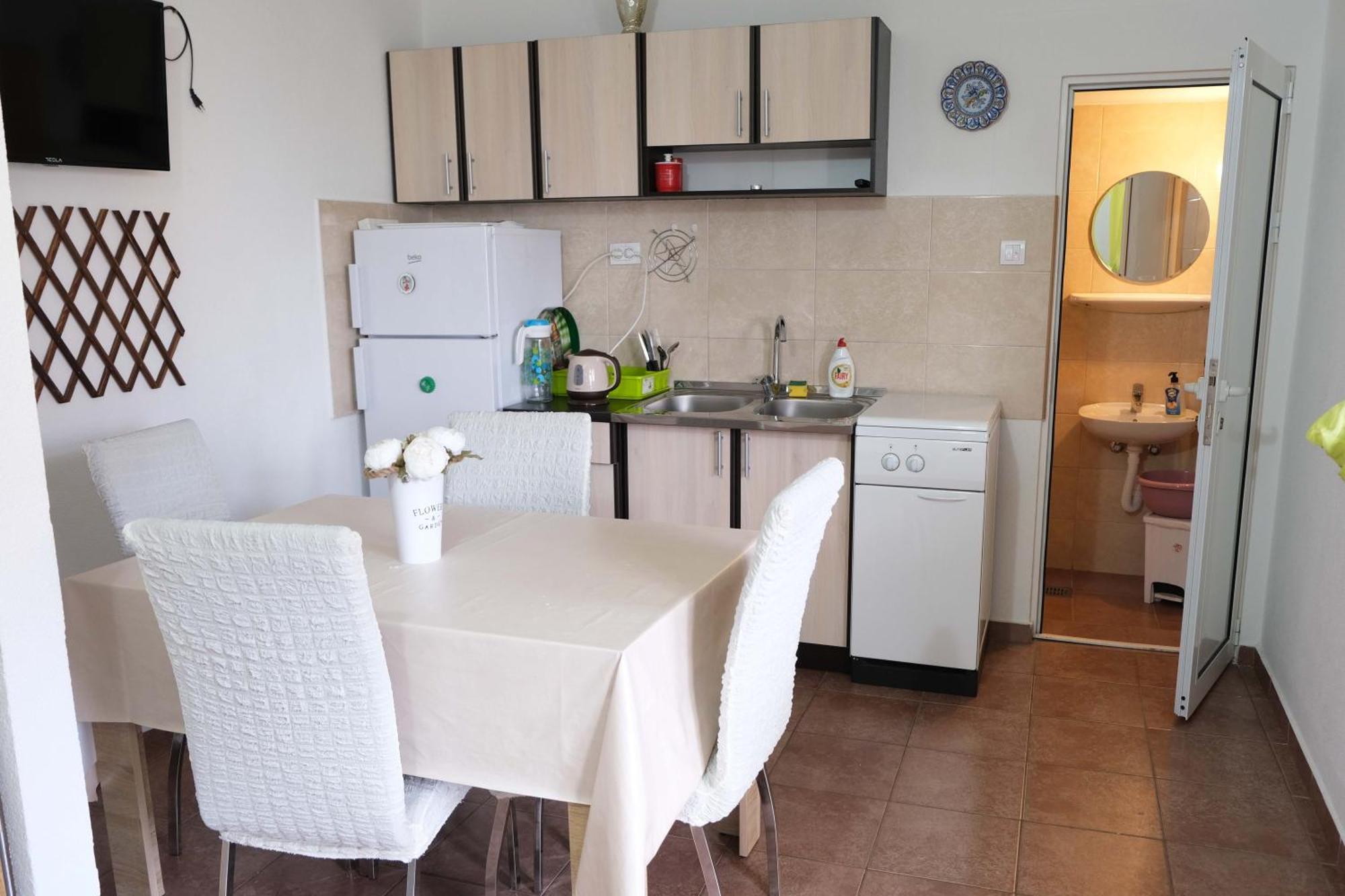 Apartmani Janosevic Sutomore Exteriör bild