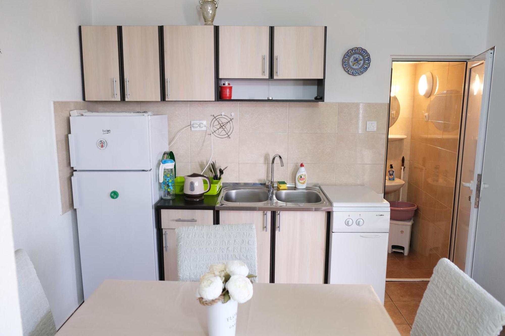 Apartmani Janosevic Sutomore Rum bild